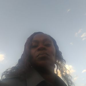 Meet your Posher, Deshelle